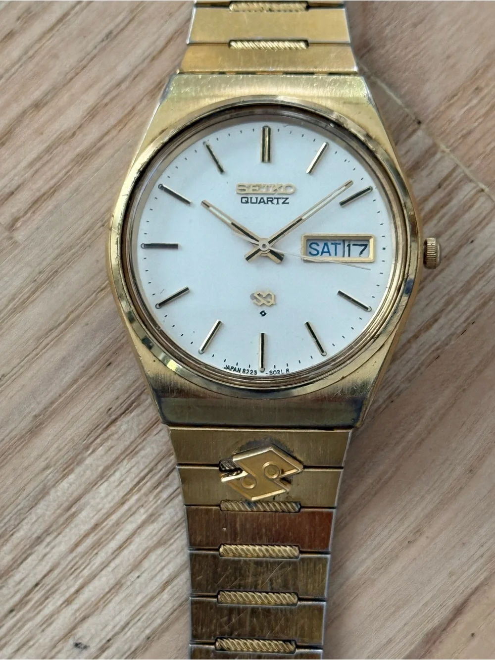 Seiko SQ Vintage Men's Watch Gold Plated Case Bracelet White Dial Date Window